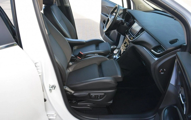 Opel Mokka cena 69900 przebieg: 120683, rok produkcji 2018 z Łomża małe 562